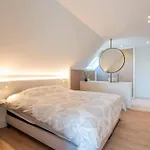 Deluxe Brand New Duplex For 4 Остенде