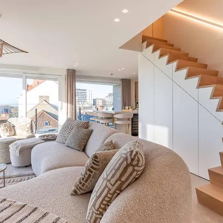 Апартаменты Deluxe Brand New Duplex For 4 Остенде