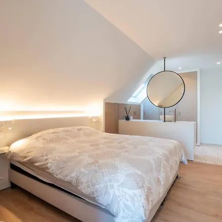 Deluxe Brand New Duplex For 4 Ostend