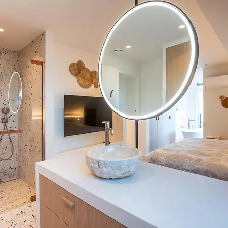 Appartement Deluxe Brand New Duplex For 4